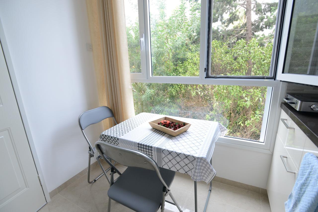 Olga Beach Apartment 28 Haifa Buitenkant foto